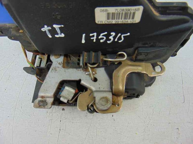 VAG 7L0839015B Cerradura de puerta trasera izquierda  comprar en Albacete