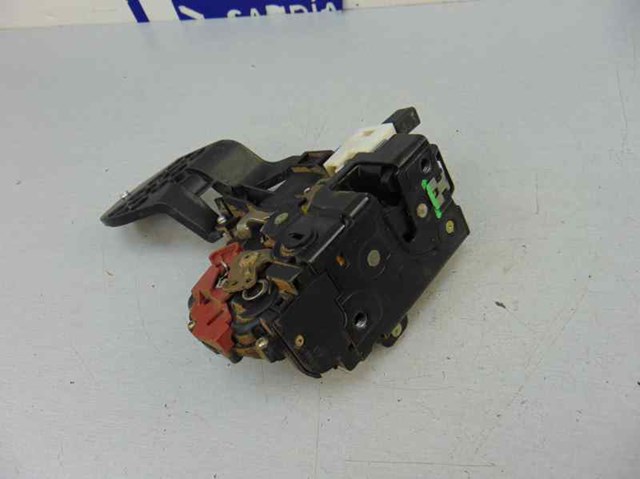 VAG 7L0839015B Cerradura de puerta trasera izquierda  comprar en Murcia