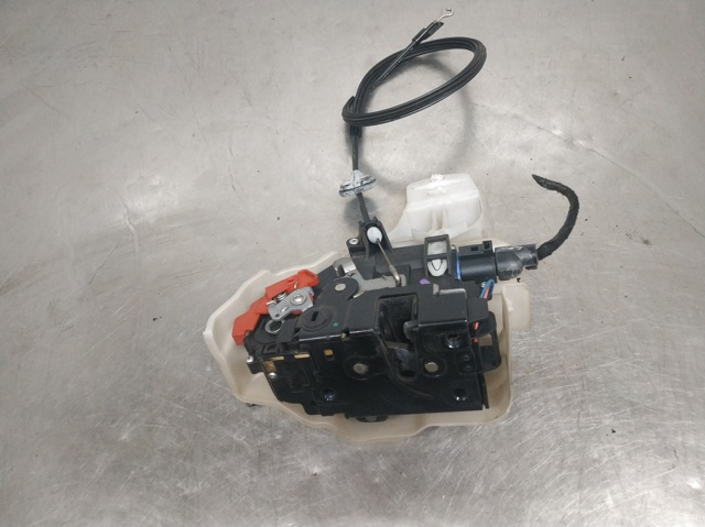 7L0839015D Cerradura de puerta trasera izquierda  disponible Utrera
