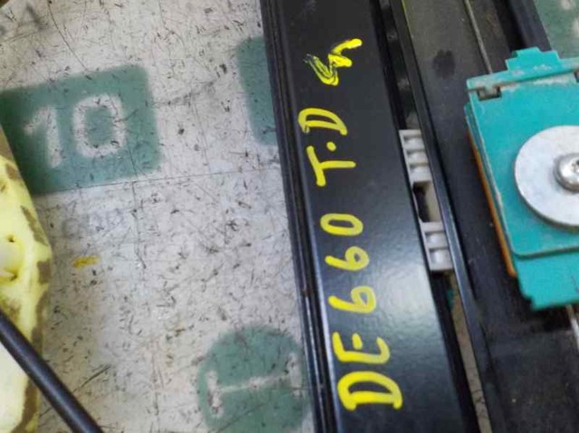 VAG 7L0839462D Mecanismo de elevalunas de la puerta trasera derecha  disponible Lugo