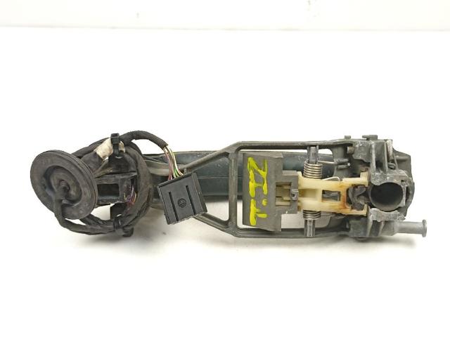 VAG 7L0839885A Soporte de manija exterior de puerta trasera izquierda  en stock Salamanca