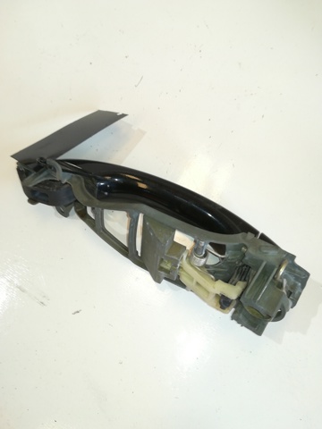 7L0839885A VAG Soporte de manija exterior de puerta trasera izquierda  en stock Gandía