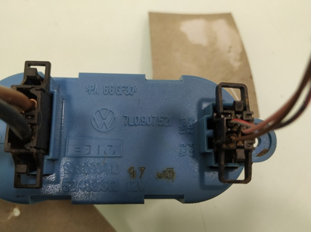 7L0907521 VAG Resistencia del ventilador del habitáculo trasera  disponible Ourense
