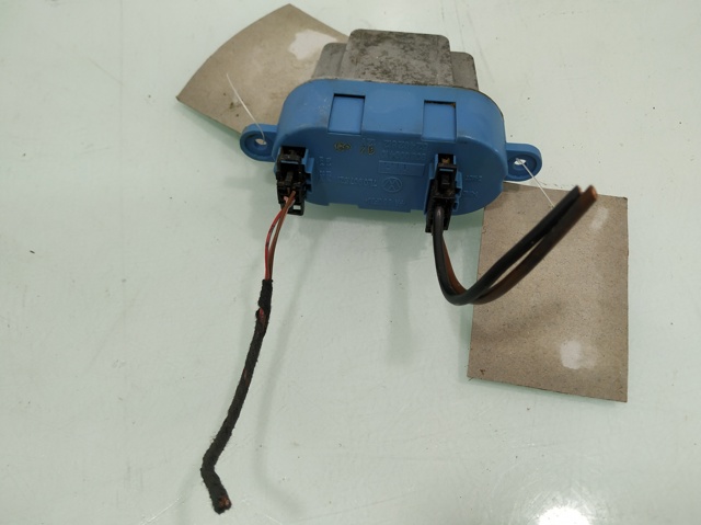 VAG 7L0907521 Resistencia del ventilador del habitáculo trasera  en stock Terrassa