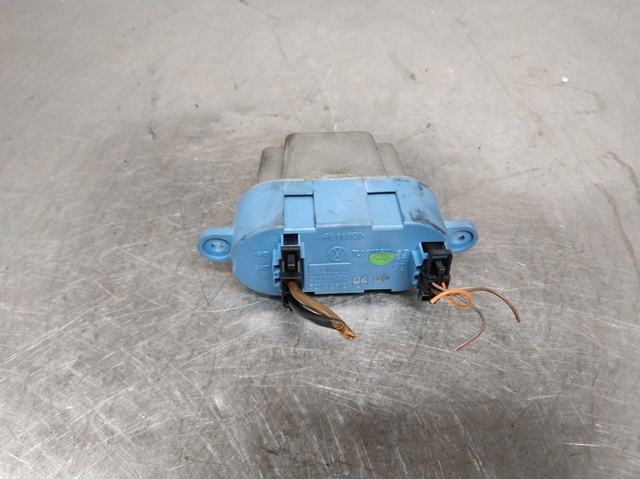 7L0907521 VAG Resistencia del ventilador del habitáculo trasera  disponible Ourense