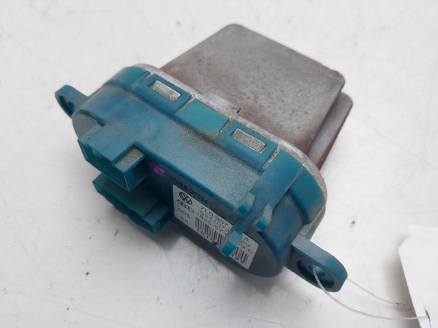 VAG 7L0907521A Resistencia del ventilador del habitáculo trasera  disponible Valladolid