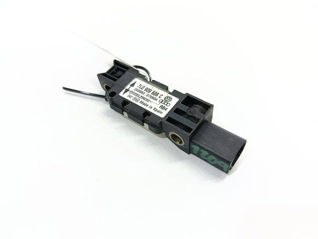 7L0909606C VAG