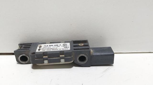 7L0909606D VAG