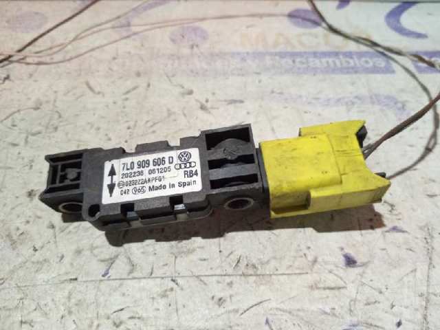7L0909606D VAG Sensor de airbag delantero  en stock Huelva