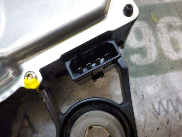 7L0955712C Motor del limpiaparabrisas trasero  disponible Málaga