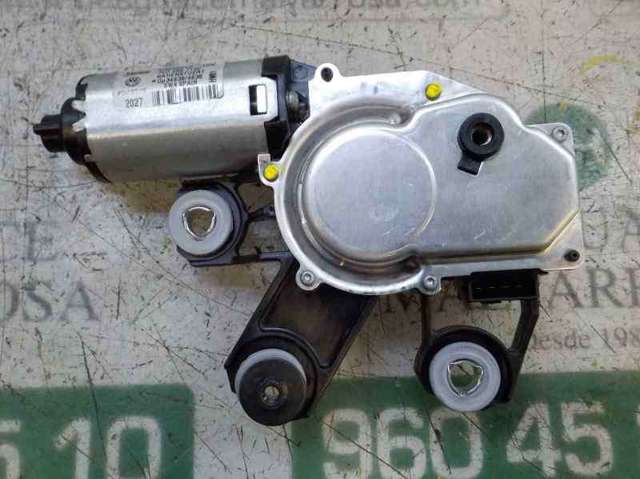 7L0955712C Motor del limpiaparabrisas trasero  disponible Málaga