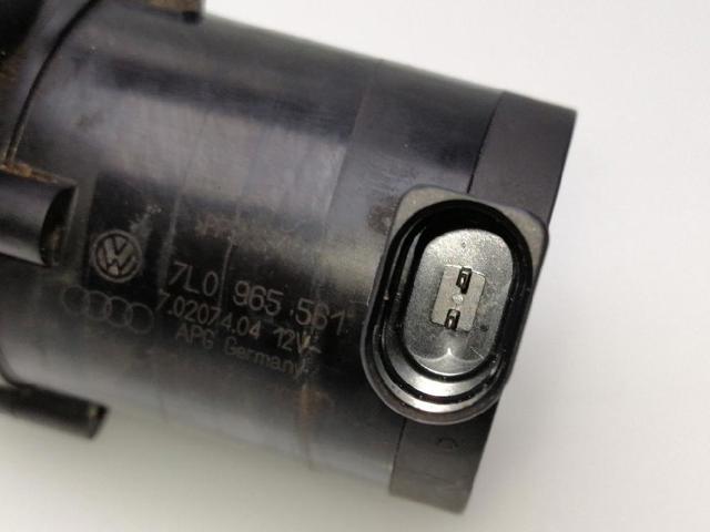 7L0965561 VAG Bomba de agua eléctrica auxiliar  en stock Huelva