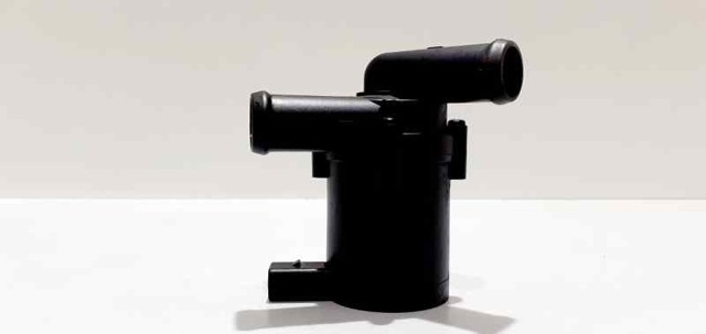 7L0965561D VAG Bomba de agua eléctrica auxiliar  disponible Ourense