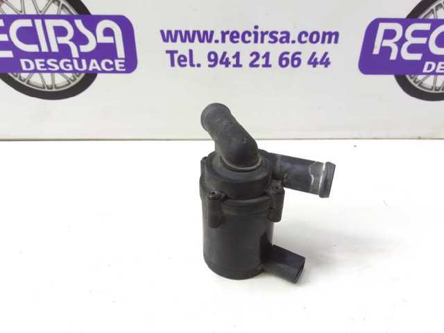 VAG 7L0965561D Bomba de agua eléctrica auxiliar  disponible España