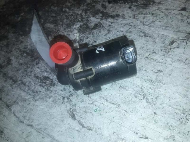 VAG 7L0965561D Bomba de agua eléctrica auxiliar  disponible España