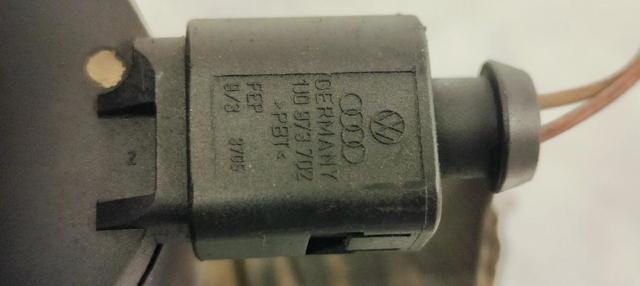 7L0965561J Bomba de agua eléctrica auxiliar  en stock Granada