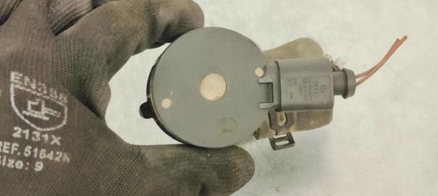 VAG 7L0965561J Bomba de agua eléctrica auxiliar  comprar en Ponferrada