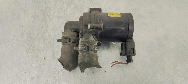 VAG 7L0965561J Bomba de agua eléctrica auxiliar  disponible España