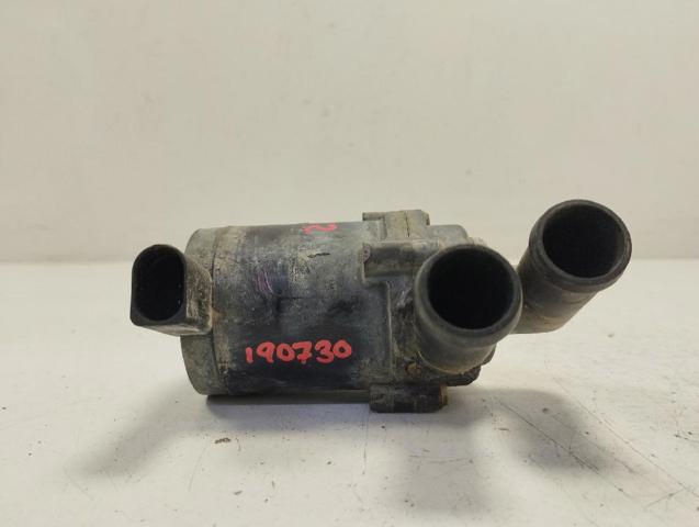 7L0965561J Bomba de agua eléctrica auxiliar  disponible Burgos