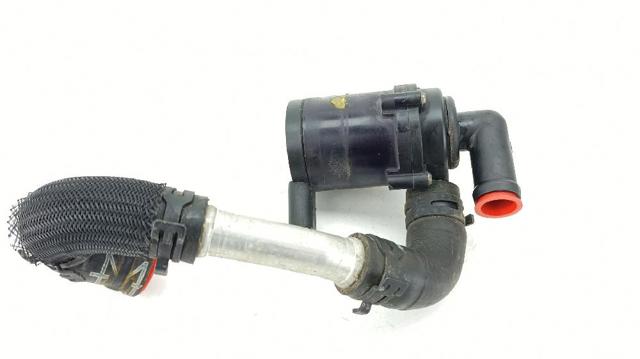 VAG 7L0965561J Bomba de agua eléctrica auxiliar  disponible Valladolid