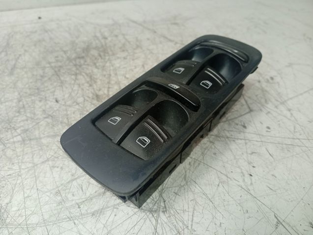 7L5959857A PORSCHE Interruptor de elevalunas delantera izquierda  en stock Córdoba