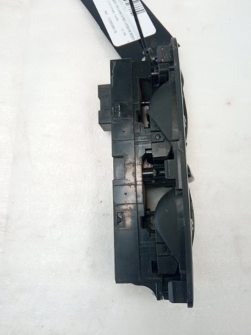 7L5959857A Interruptor de elevalunas delantera izquierda comprar Girona