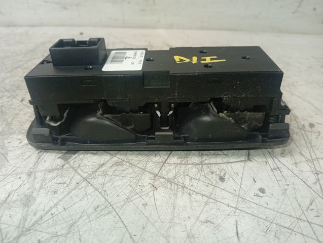 7L5959857A PORSCHE Unidad de control de elevalunas delantera izquierda  disponible Ourense
