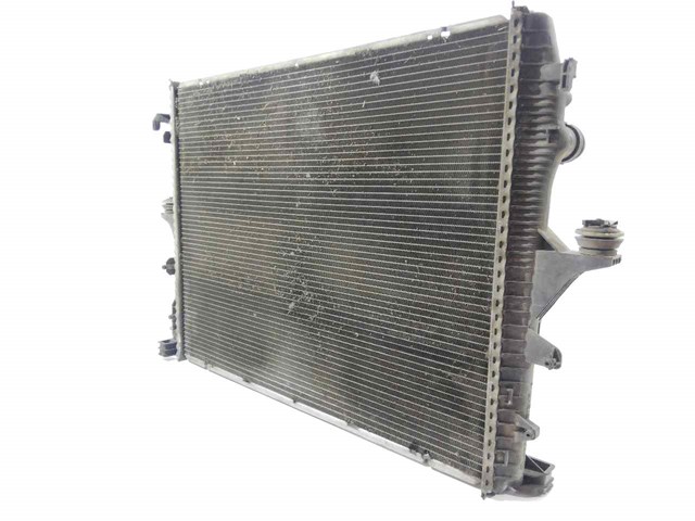 7L6121253 VAG Radiador de refrigeración del motor  comprar en Oviedo