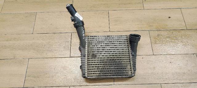 Radiador de aire, intercooler 7L6145803C VAG