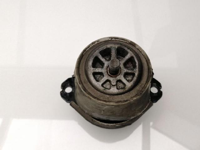 7L6199131A Soporte del motor izquierdo/derecho  disponible Utrera