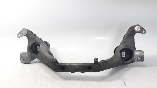 7L6199207B Viga de soporte del motor  en stock Castellón