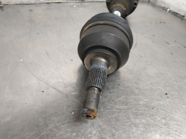 7L6407271A VAG Semieje delantero  disponible Vigo