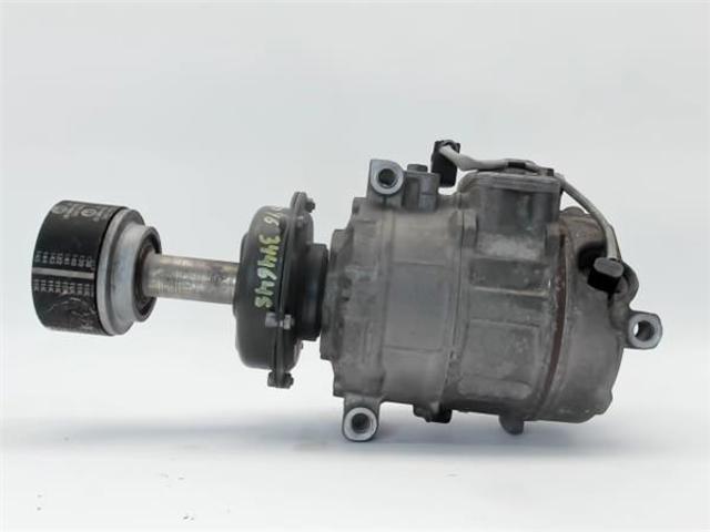 7L6422153B VAG Bomba de dirección asistida  disponible Ourense