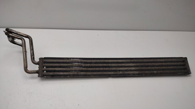 VAG 7L6422885E Radiador de dirección asistida  en stock Terrassa