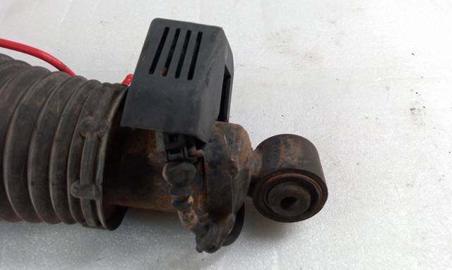 VAG 7L6512022E Amortiguador trasero derecho comprar Tarragona
