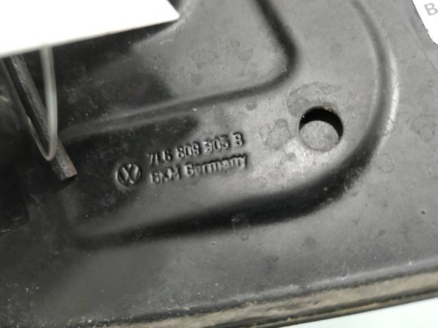 VAG 7L6809905B Tapa de la gasolina  en stock Terrassa