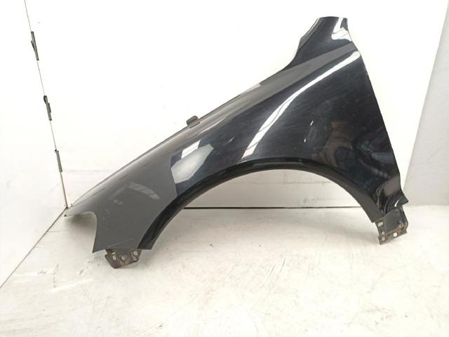 VAG 7L6821101K Aleta delantera izquierda  en stock Terrassa