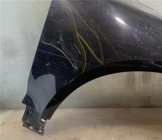 VAG 7L6821102K Aleta  en stock Salamanca