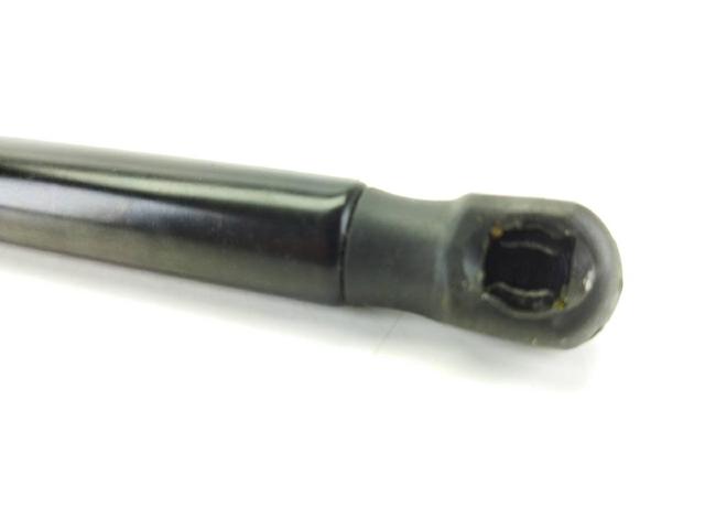 VAG 7L6823359B Amortiguador de capó  en stock Valencia