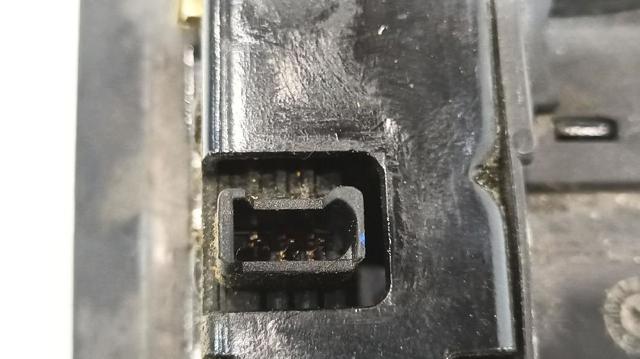 7L6827505 Cerradura de maletero comprar Girona