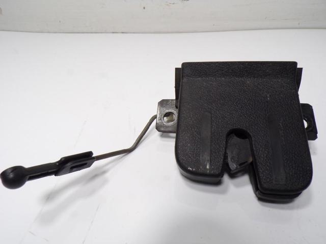 7L6827505D Cerradura de tapa de maletero  comprar en Reus