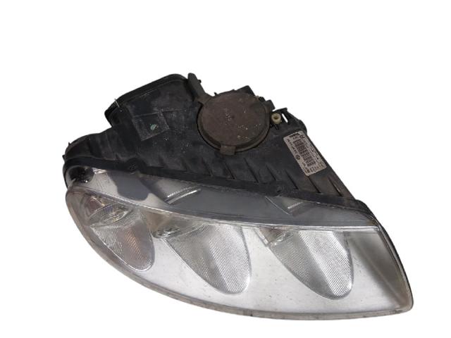 7L6941016BK VAG Faro derecho  en stock Huelva
