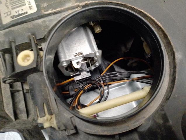 7L6941016BK VAG Faro derecho  comprar en Jaén