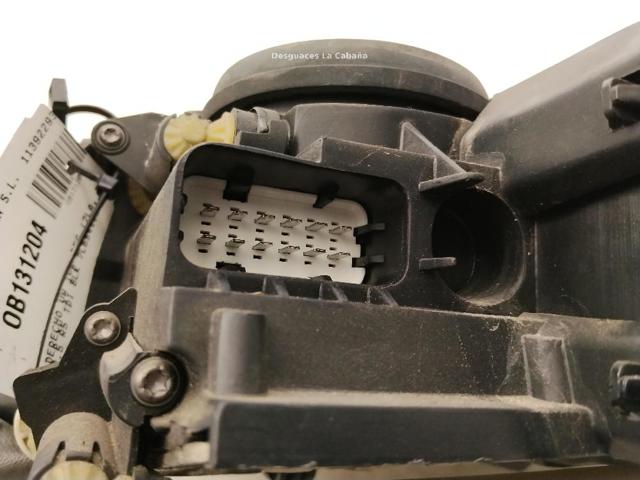 7L6941018BG Faro derecho  en stock Sabadell