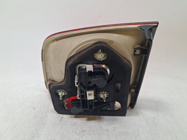 7L6945093R VAG Piloto trasero interior izquierdo  disponible Ourense
