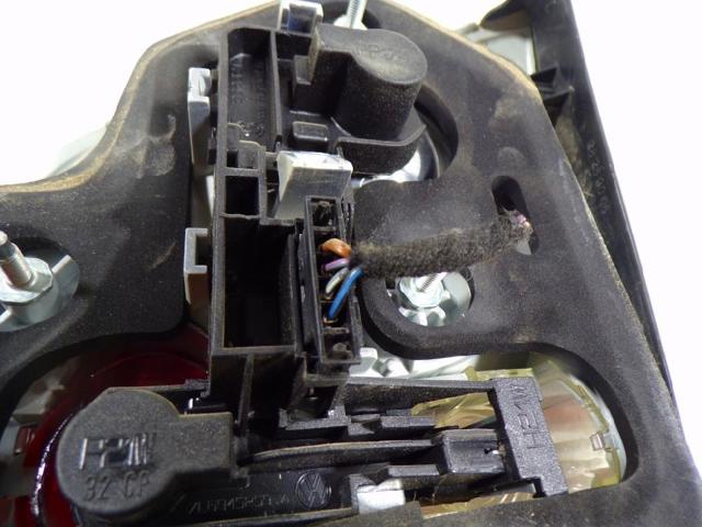 VAG 7L6945093R Piloto trasero interior izquierdo  en stock Terrassa