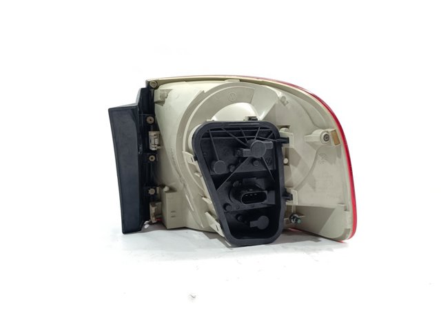 7L6945095K Piloto trasero exterior izquierdo  comprar en Zaragoza