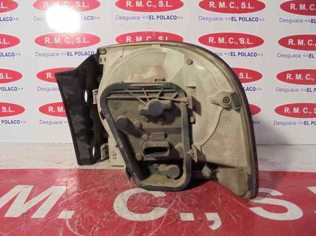 7L6945095K Piloto trasero exterior izquierdo  en stock Granada