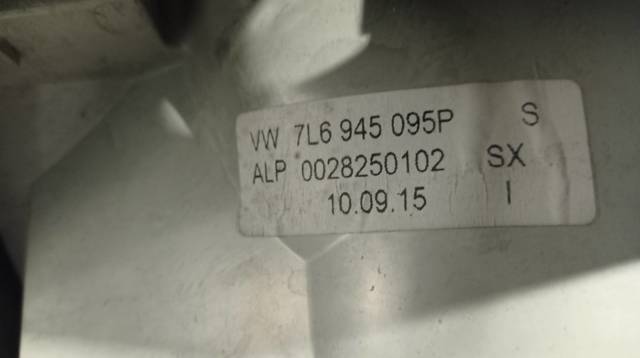 7L6945095P VAG Piloto trasero exterior izquierdo  comprar en Lleida