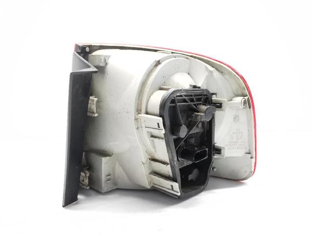 7L6945095P Piloto trasero exterior izquierdo  disponible Málaga
